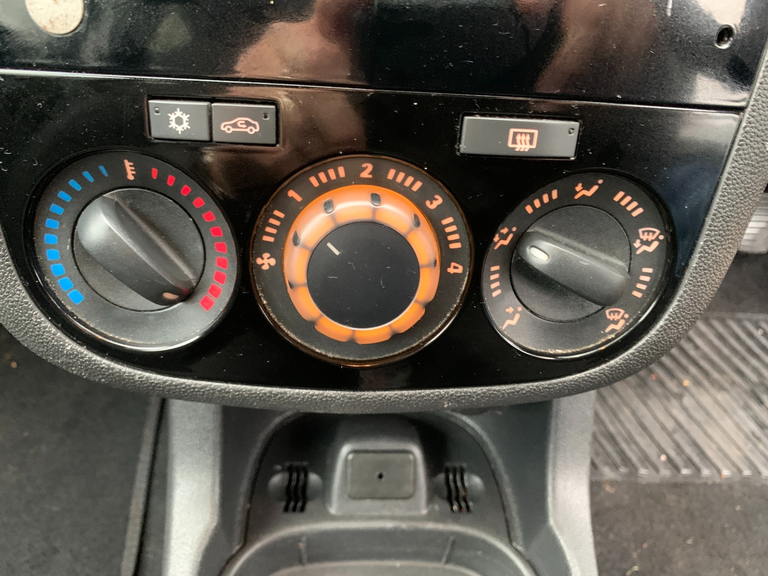 Used Vauxhall Corsa 2015 for sale - 76578265: Photo 9