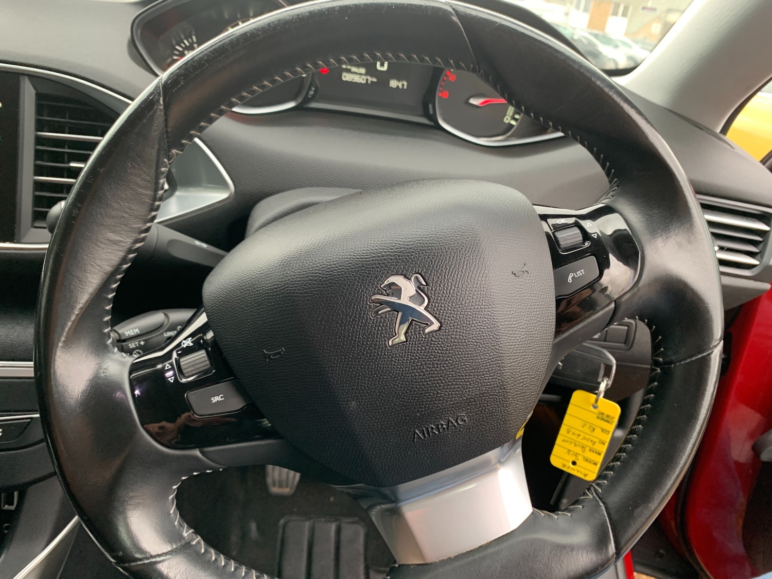 Used Peugeot 308 2015 for sale - 76249475: Photo 12