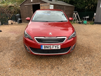 Used Peugeot 308 2015 for sale - 76249475: Photo