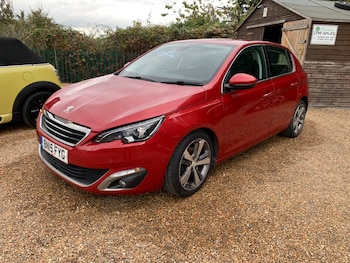 Used Peugeot 308 2015 for sale - 76249475: Photo