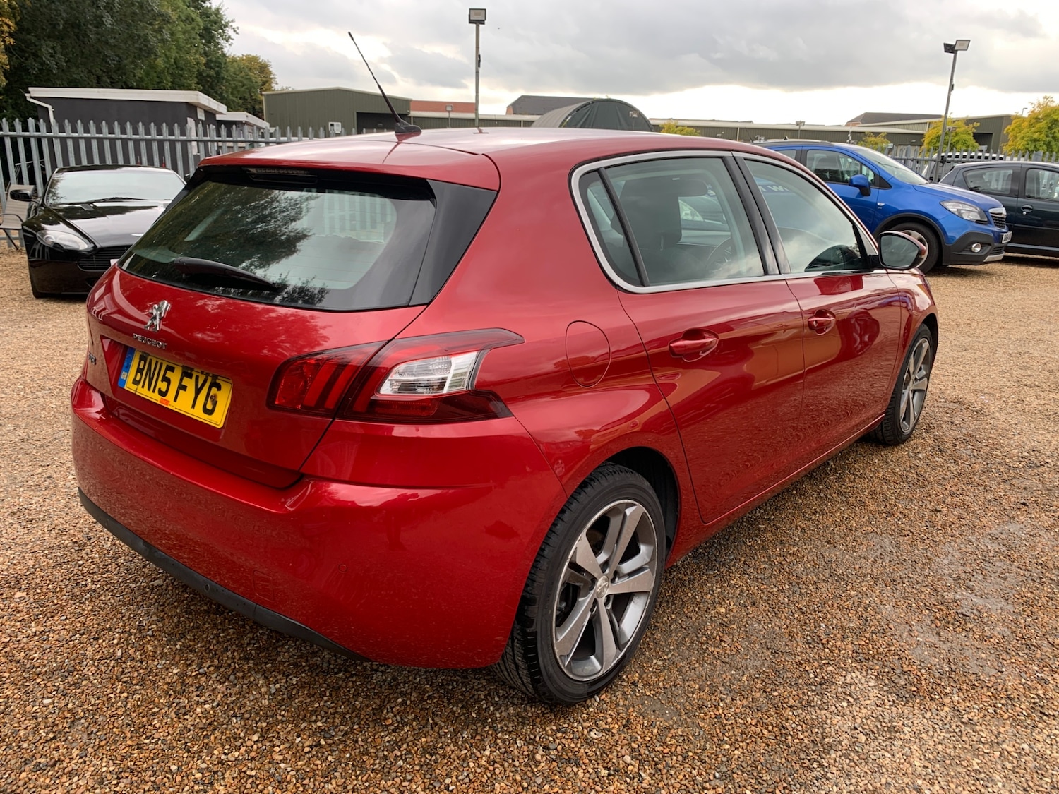 Used Peugeot 308 2015 for sale - 76249475: Photo 7