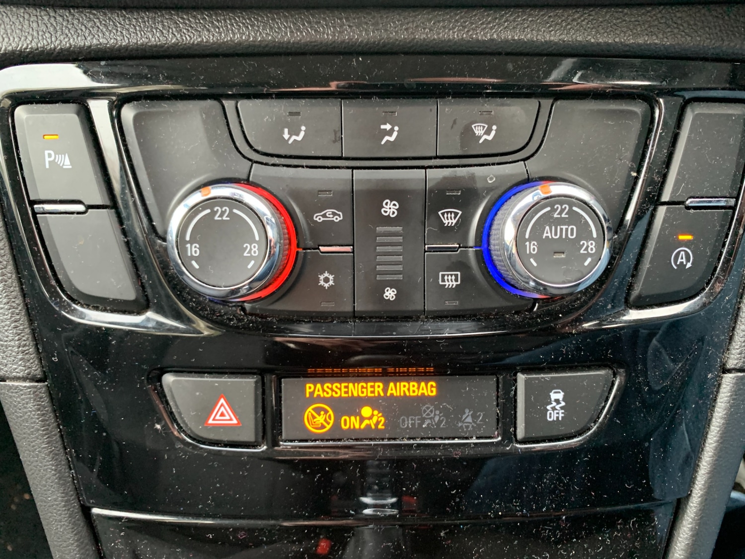 Used Vauxhall Mokka X 2017 for sale - 76382519: Photo 10