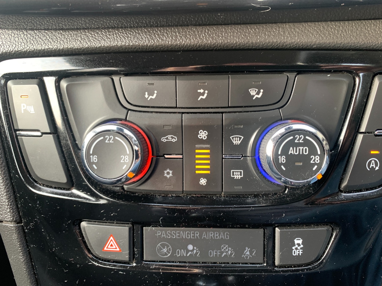 Used Vauxhall Mokka X 2017 for sale - 76382519: Photo 22