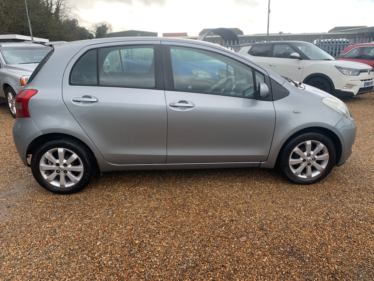 Used Toyota Yaris 2007 for sale - 77517740: Photo 7