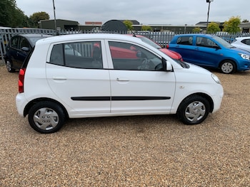 Used Kia Picanto 2011 for sale - 76287148: Photo 4