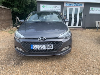 Used Hyundai i20 2015 for sale - 79082352: Photo