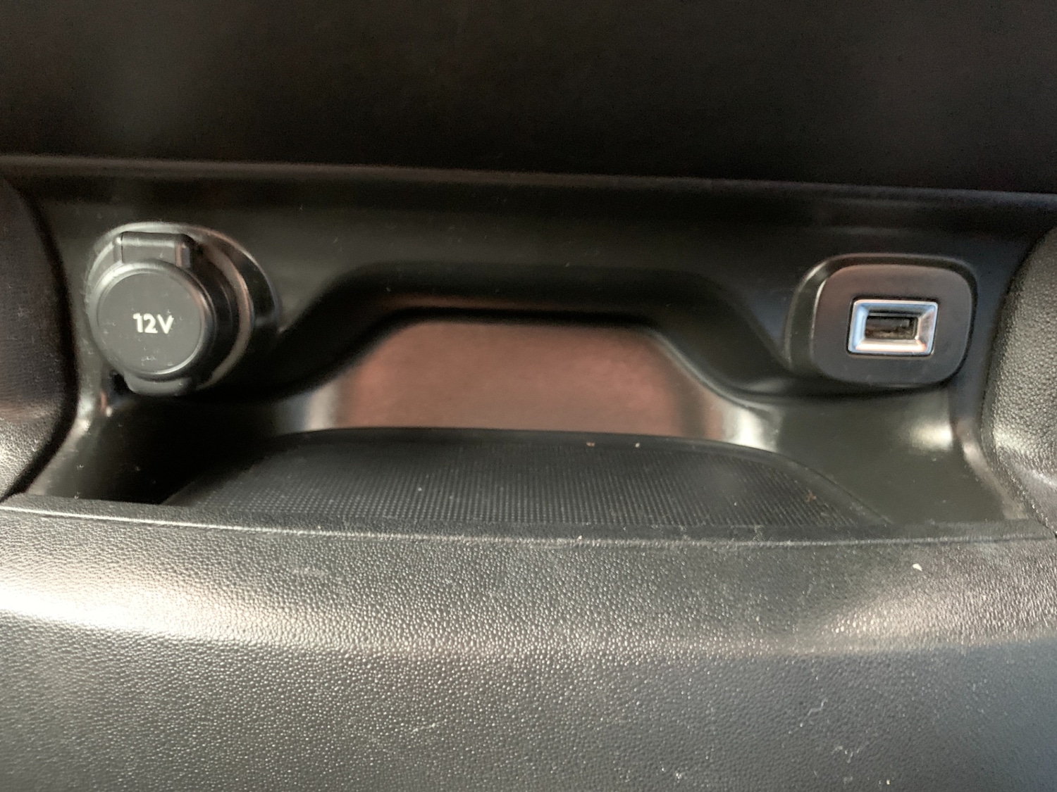 Used Citroen C4 Cactus 2015 for sale - 77159847: Photo 13