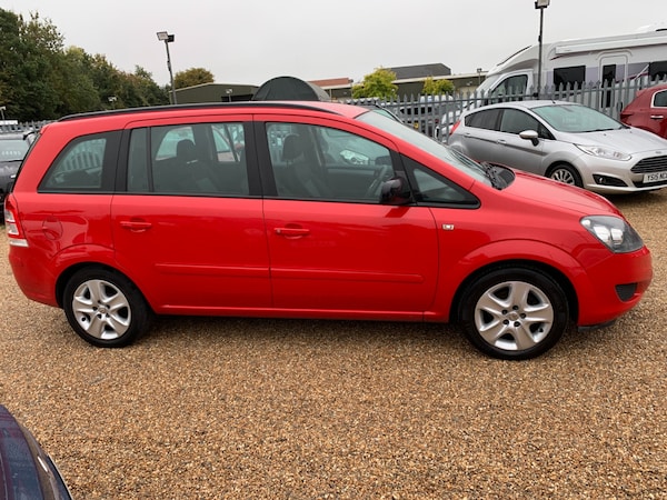 Used Vauxhall Zafira 2013 for sale - 76263070: Photo 2