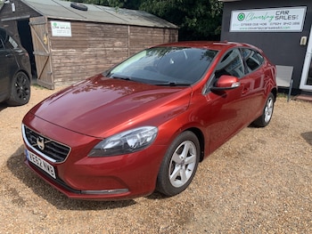 Used Volvo V40 2013 for sale - 75701108: Photo