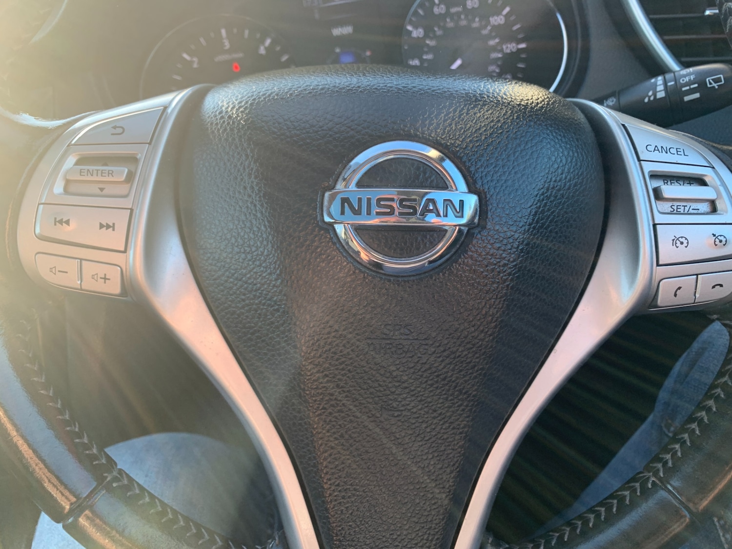 Used Nissan Qashqai 2015 for sale - 77934619: Photo 15