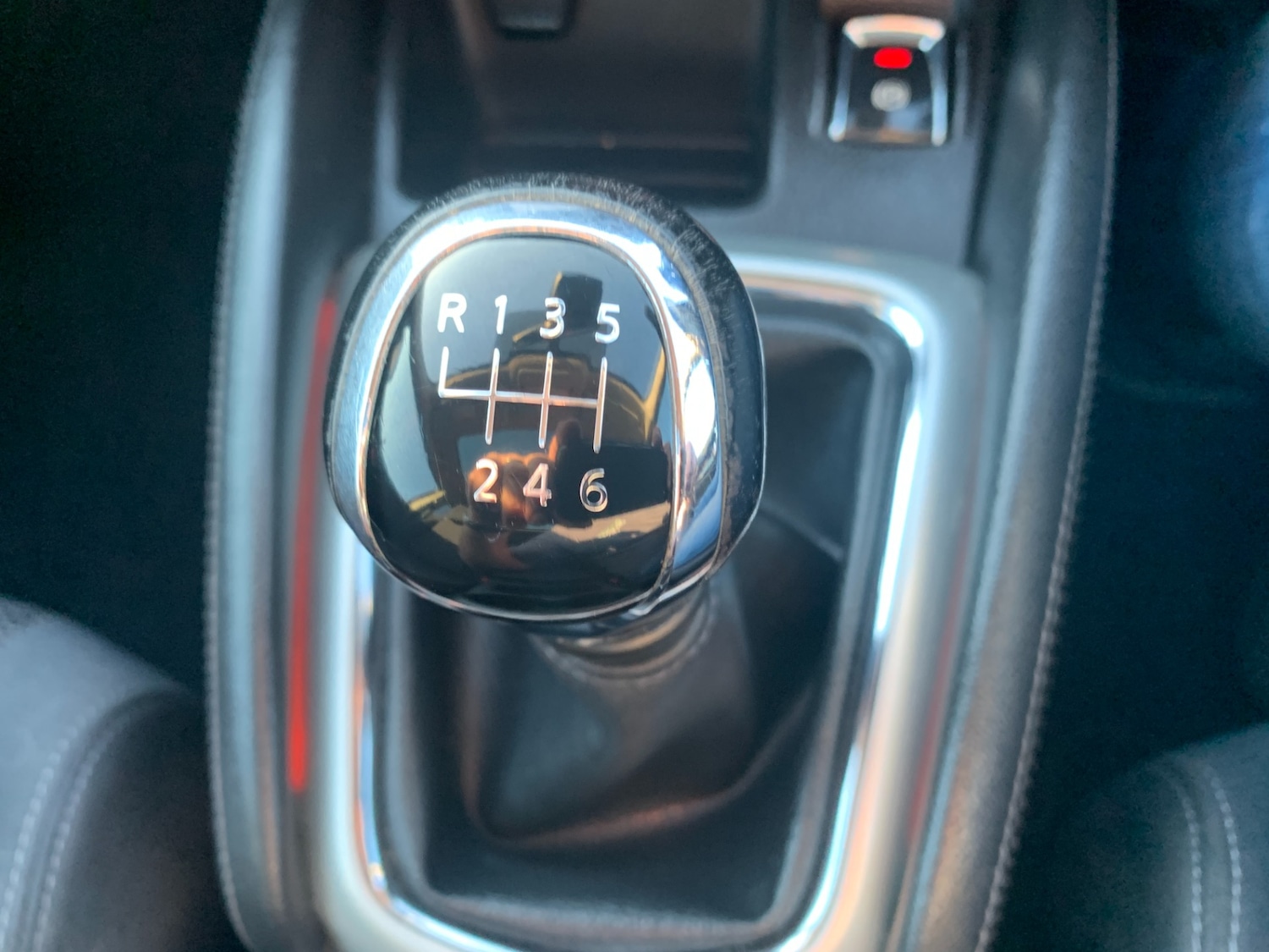 Used Nissan Qashqai 2015 for sale - 77934619: Photo 16