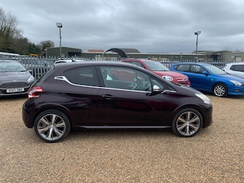 Used Peugeot 208 2013 for sale - 78667165: Photo