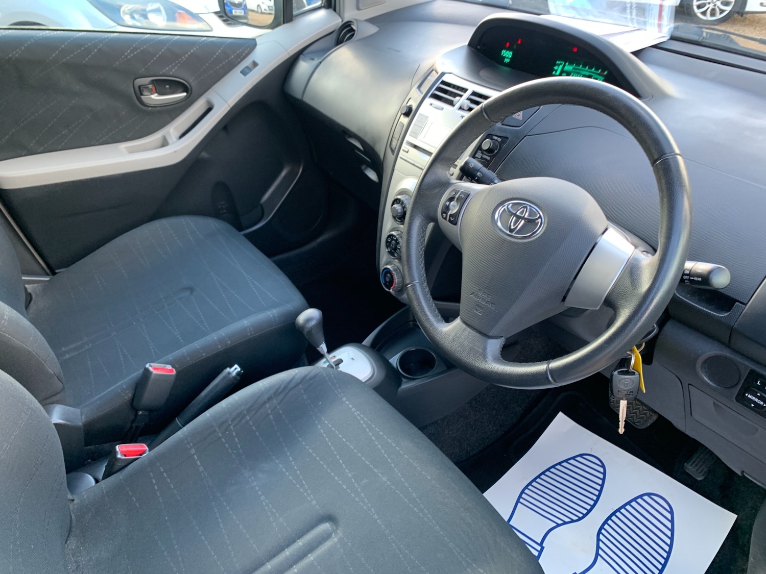 Used Toyota Yaris 2008 for sale - 76366304: Photo 10
