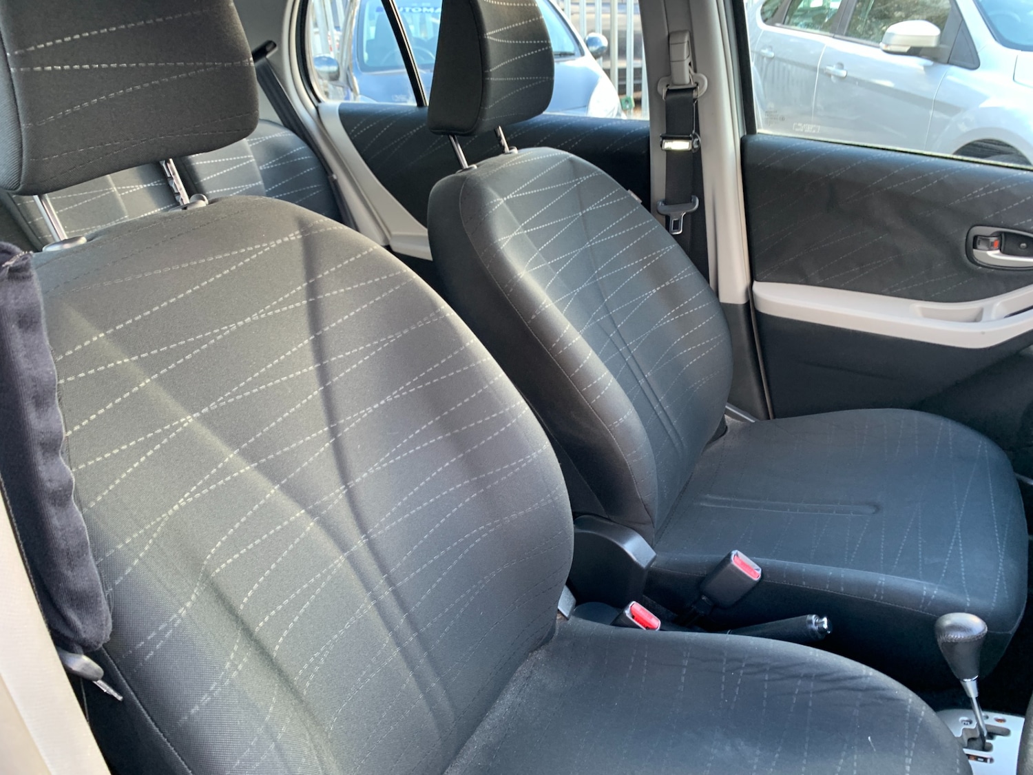 Used Toyota Yaris 2008 for sale - 76366304: Photo 11