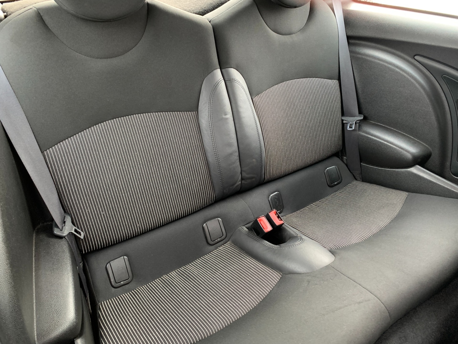 Used MINI Hatch 2010 for sale - 76299643: Photo 15
