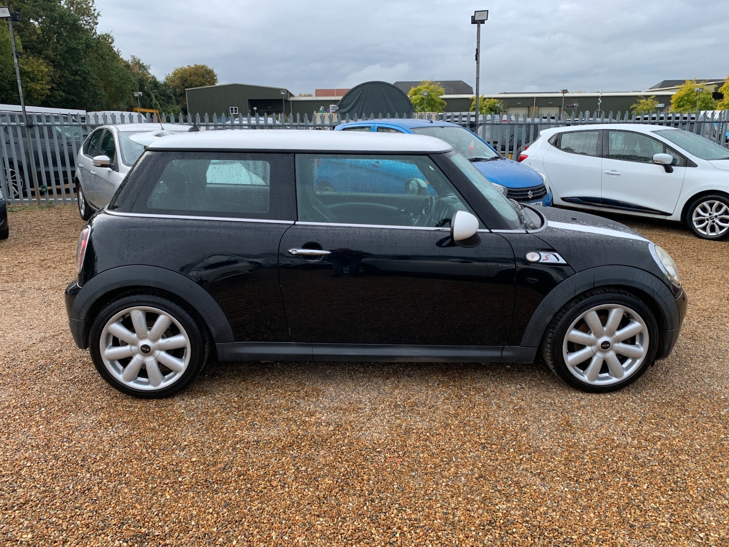 Used MINI Hatch 2010 for sale - 76299643: Photo 7