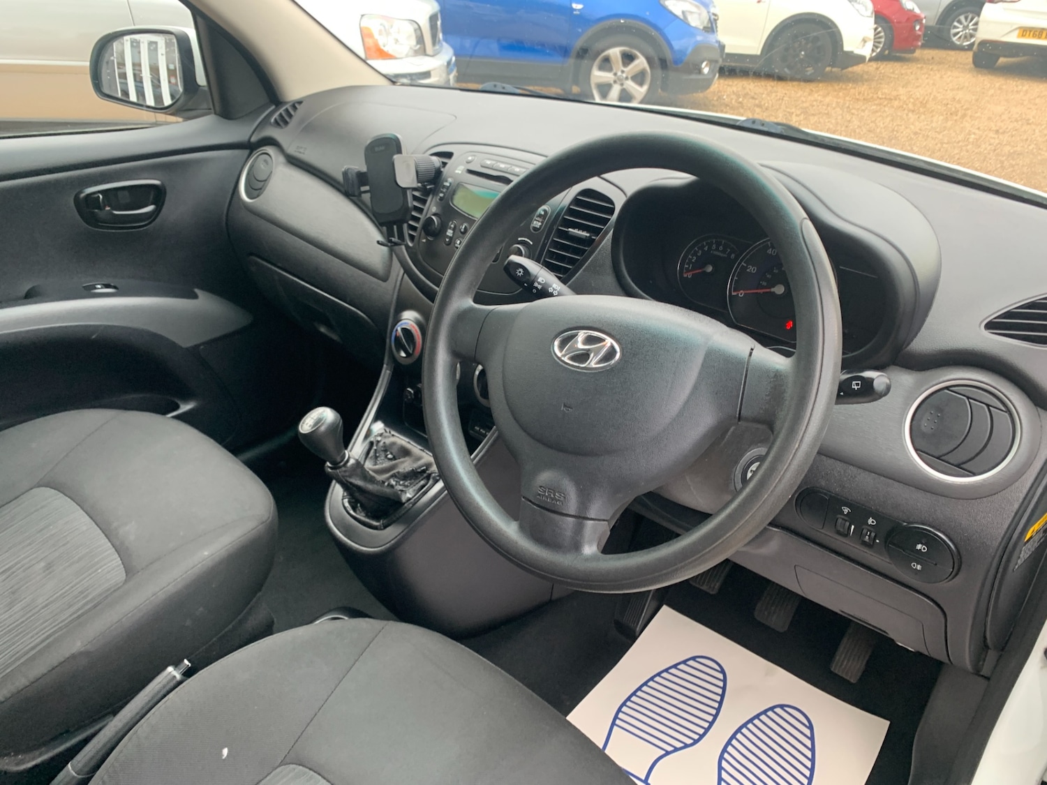 Used Hyundai i10 2011 for sale - 77530535: Photo 16