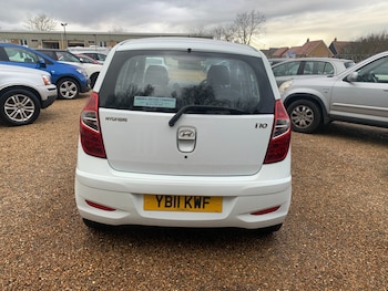 Used Hyundai i10 2011 for sale - 77530535: Photo