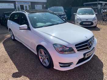 Used Mercedes-Benz C Class 2014 for sale - 79564225: Photo