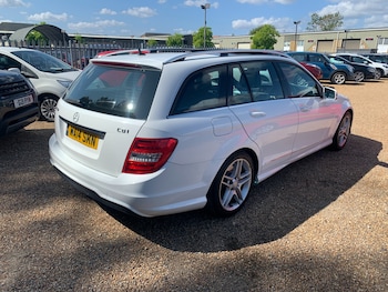 Used Mercedes-Benz C Class 2014 for sale - 79564225: Photo