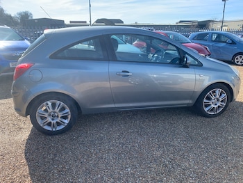 Used Vauxhall Corsa 2010 for sale - 77716553: Photo