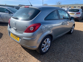 Used Vauxhall Corsa 2010 for sale - 77716553: Photo