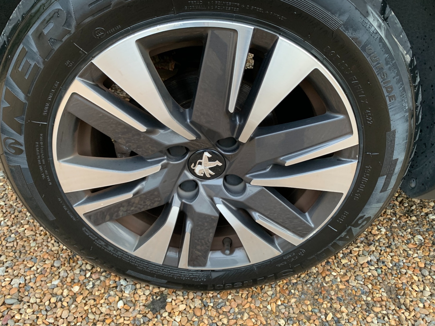 Used Peugeot 2008 2017 for sale - 78175918: Photo 14