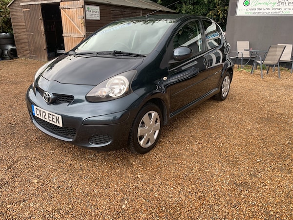 Used Toyota AYGO 2012 for sale - 75691985: Photo 2