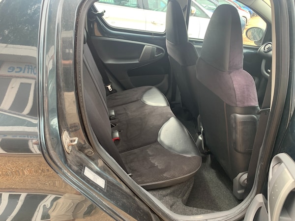 Used Toyota AYGO 2012 for sale - 75691985: Photo 9