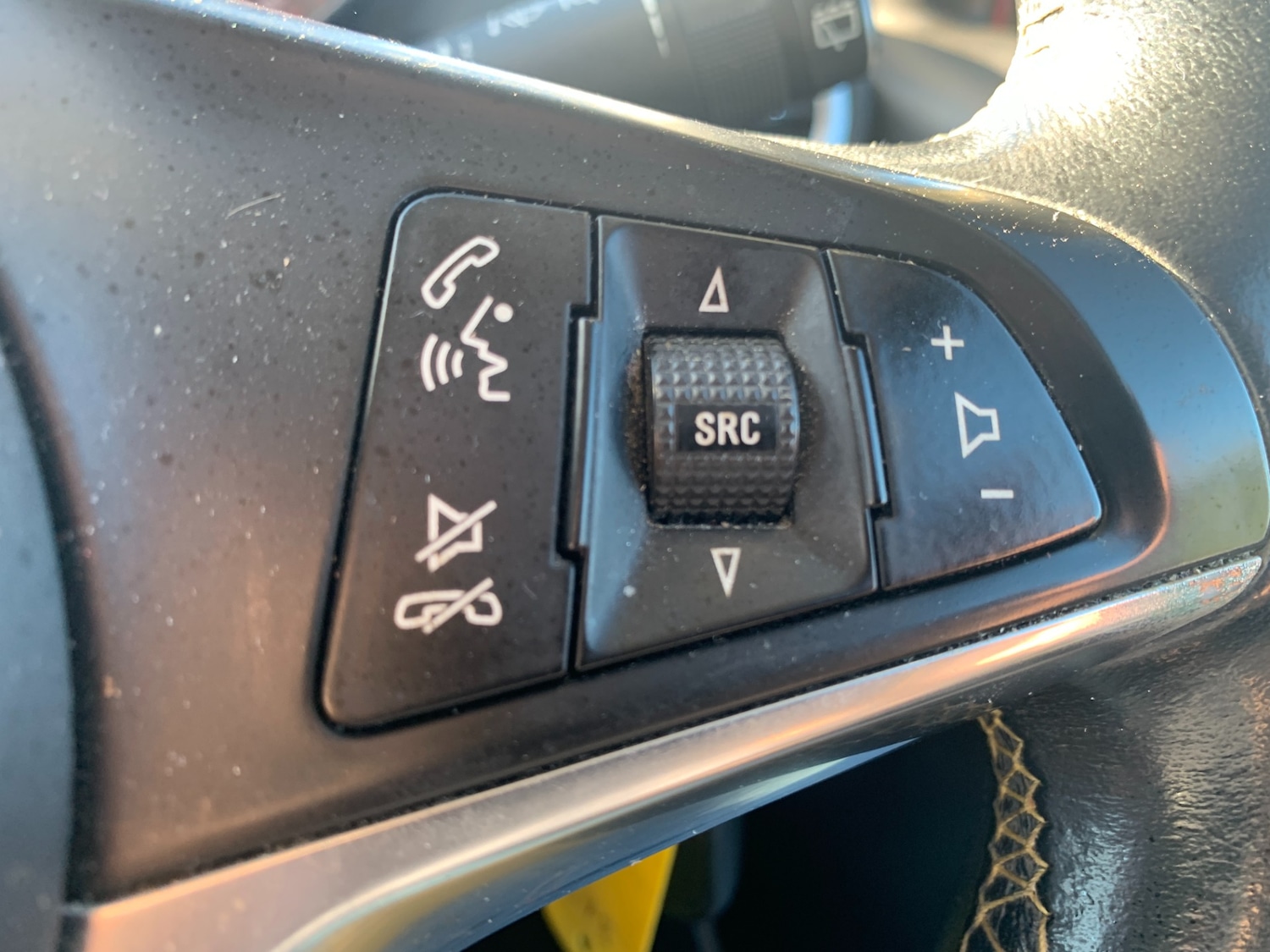 Used Vauxhall ADAM 2014 for sale - 77975619: Photo 11