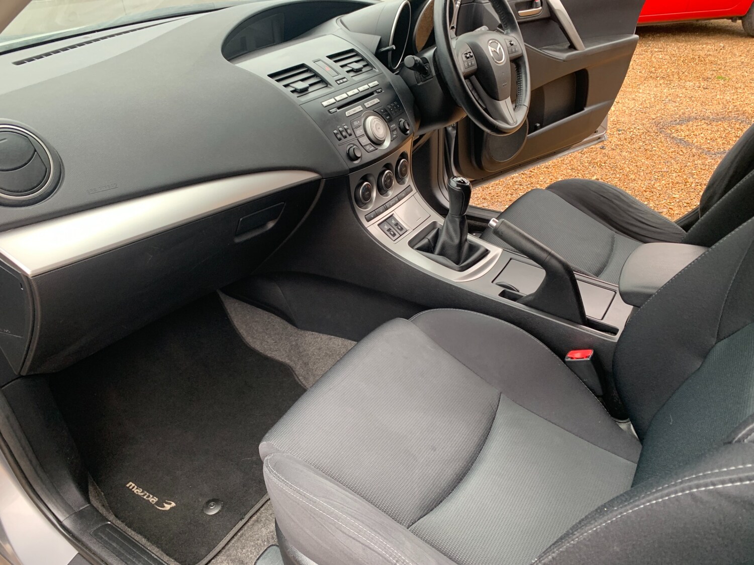 Used Mazda Mazda3 2011 for sale - 77404782: Photo 14