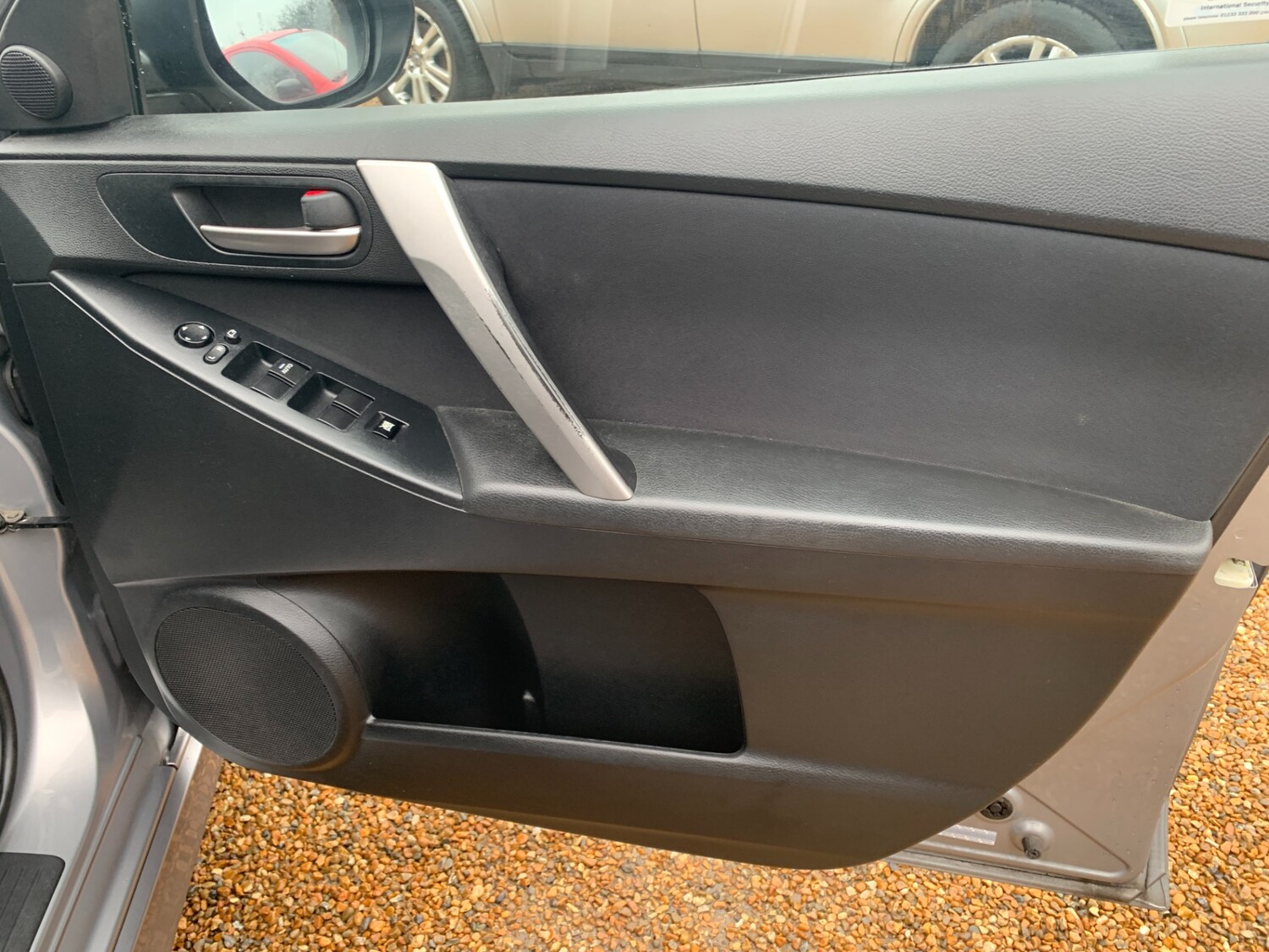 Used Mazda Mazda3 2011 for sale - 77404782: Photo 18