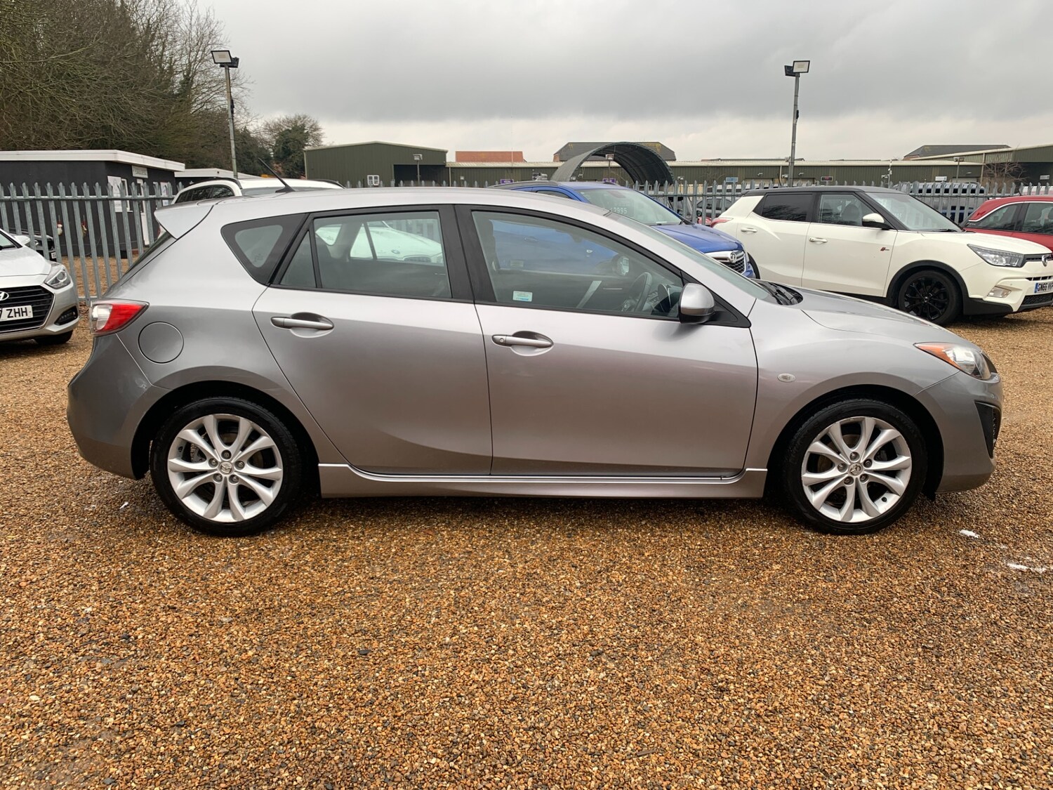 Used Mazda Mazda3 2011 for sale - 77404782: Photo 7