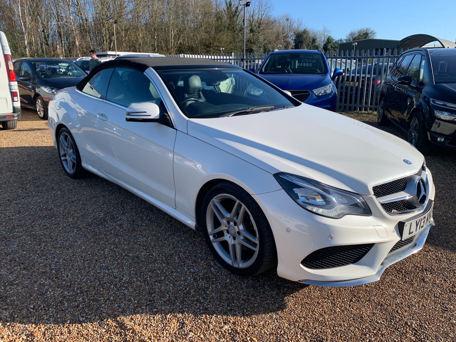 Used Mercedes-Benz E Class 2013 for sale - 77963826: Photo 1