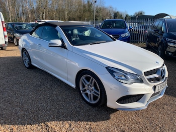 Used Mercedes-Benz E Class 2013 for sale - 77963826: Photo
