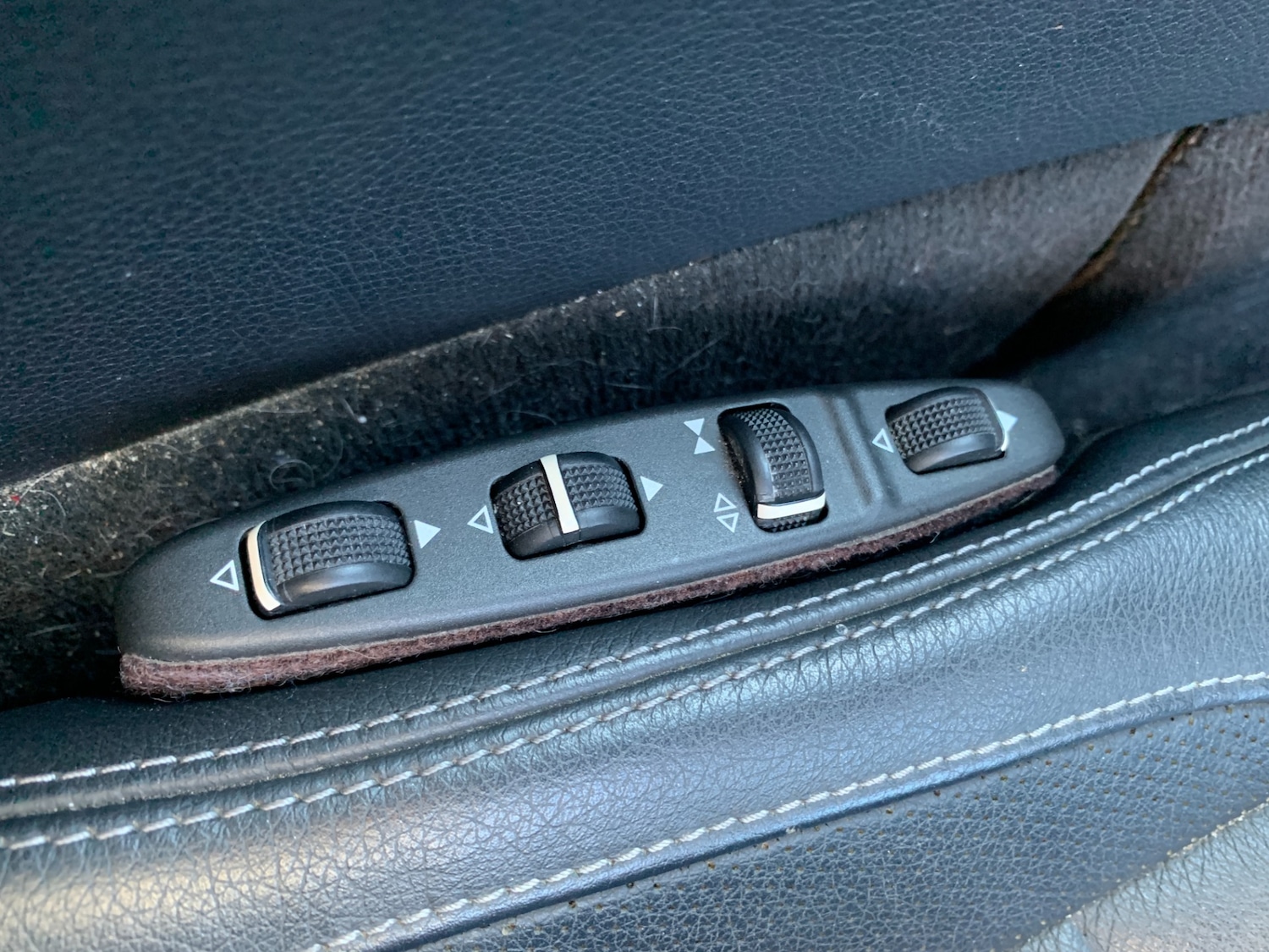 Used Mercedes-Benz E Class 2013 for sale - 77963826: Photo 4