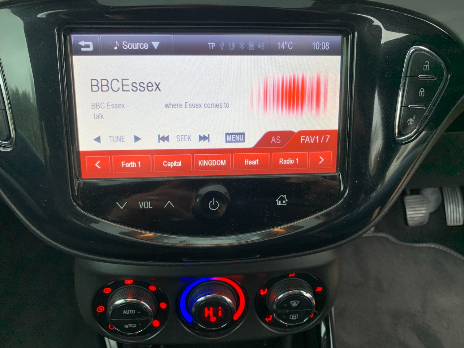 Used Vauxhall ADAM 2014 for sale - 76426685: Photo 11