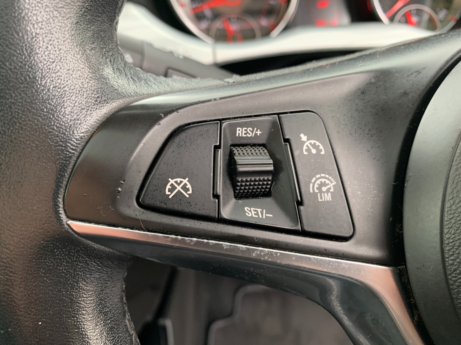 Used Vauxhall ADAM 2014 for sale - 76426685: Photo 13