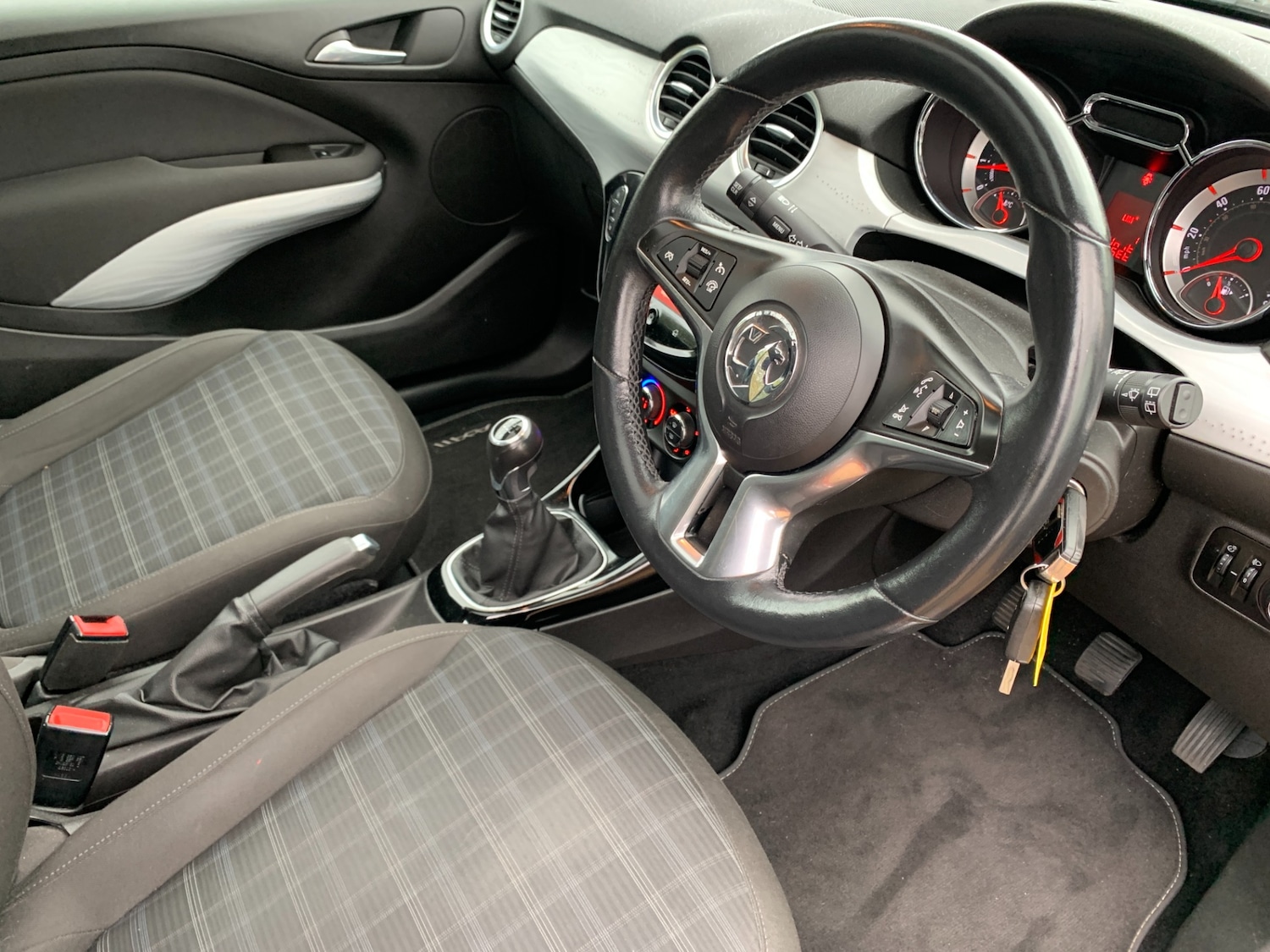 Used Vauxhall ADAM 2014 for sale - 76426685: Photo 26