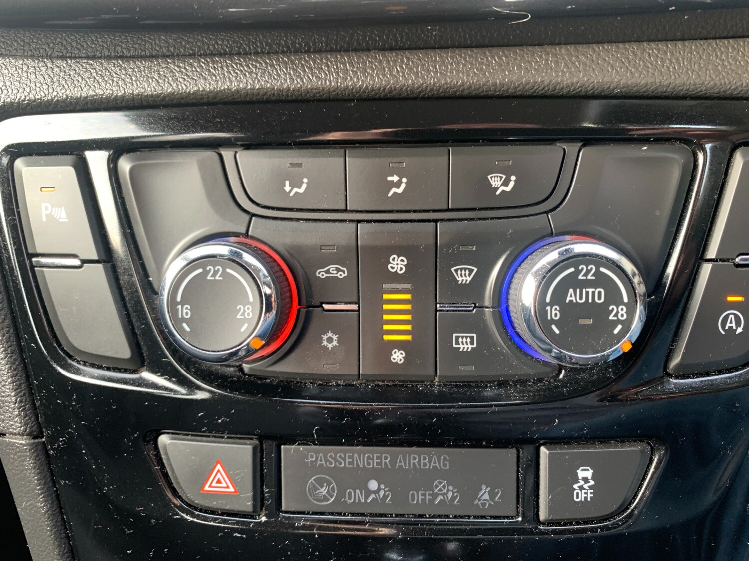 Used Vauxhall Mokka X 2017 for sale - 77447167: Photo 22