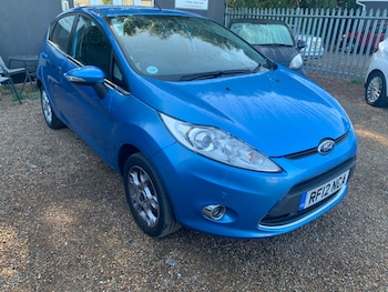 2012 (12) - 1.4 TDCi [70] Zetec 5dr