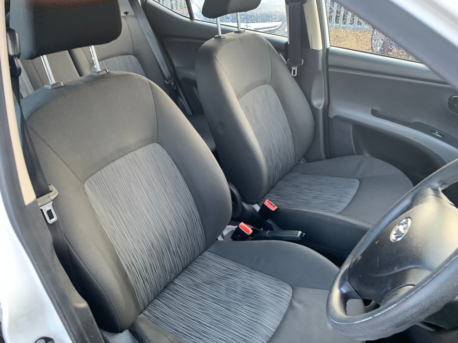 Used Hyundai i10 2014 for sale - 77113524: Photo 10