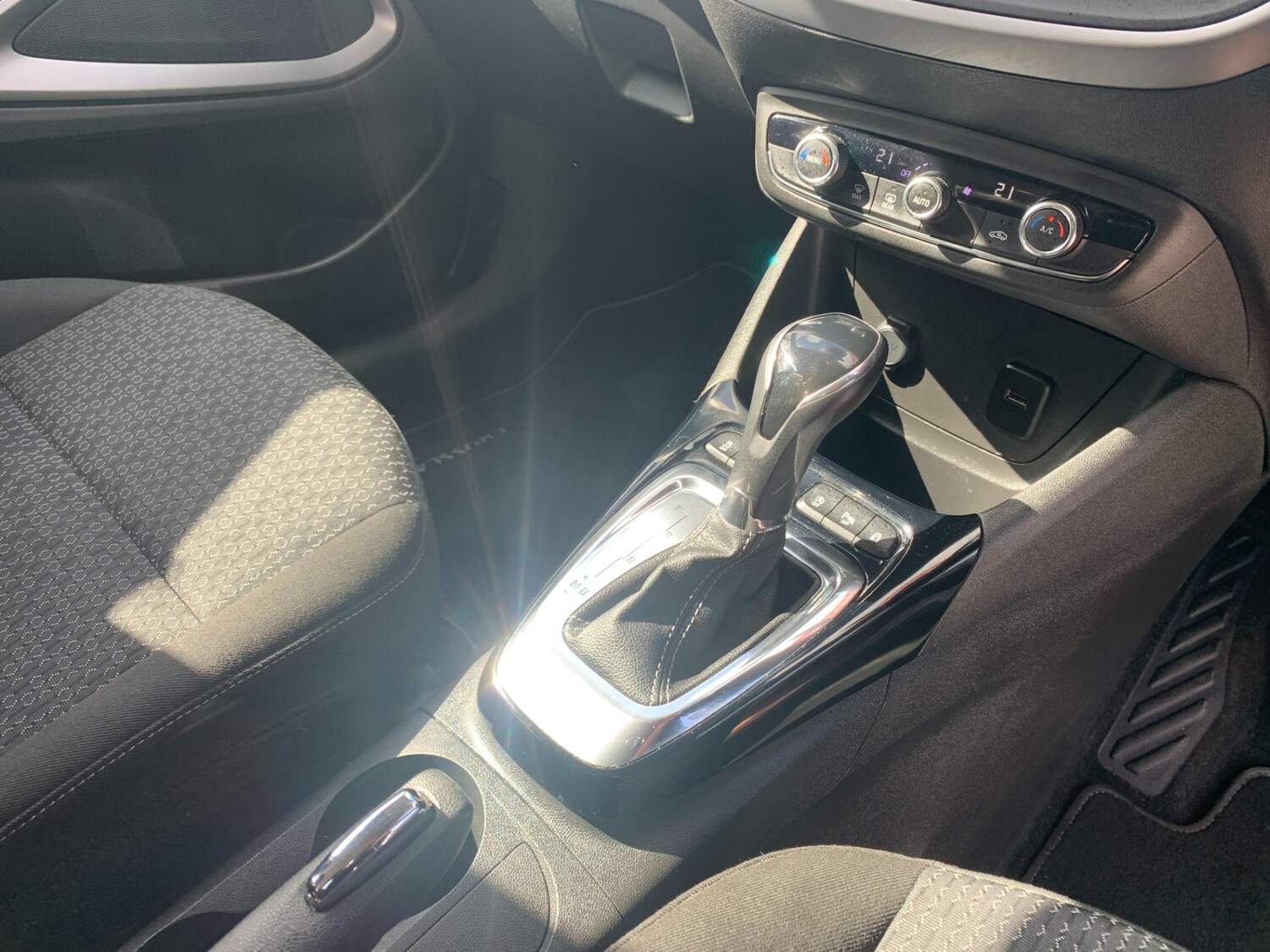 Used Vauxhall Crossland X 2018 for sale - 78025313: Photo 15