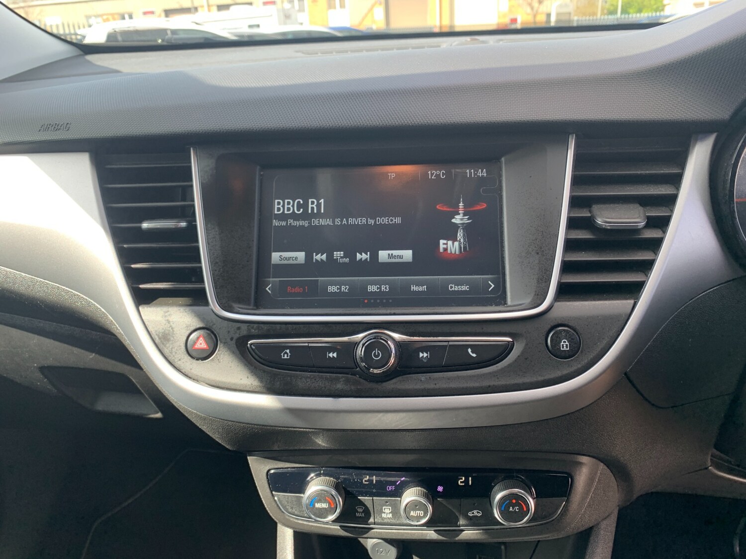 Used Vauxhall Crossland X 2018 for sale - 78025313: Photo 16