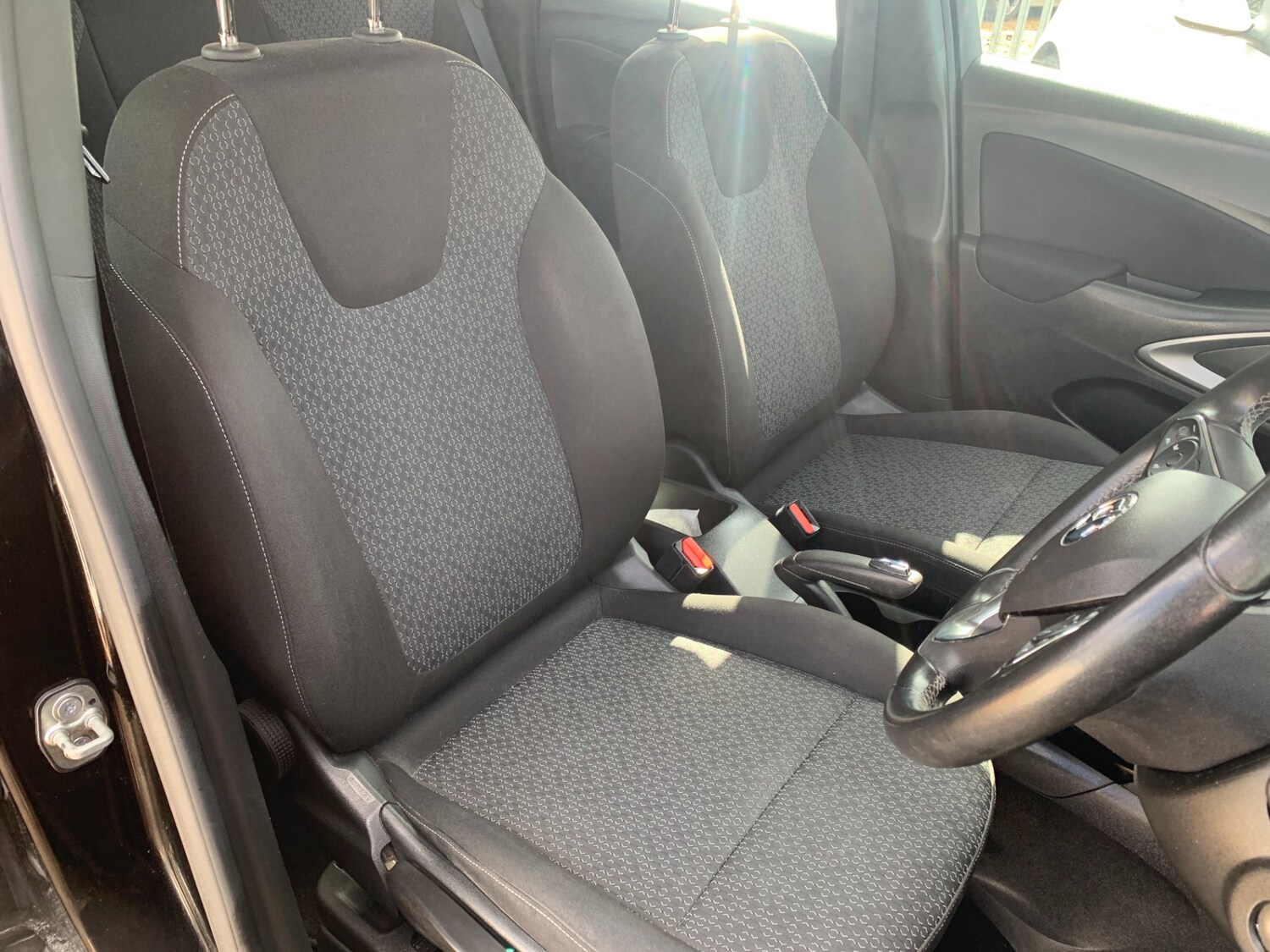 Used Vauxhall Crossland X 2018 for sale - 78025313: Photo 18