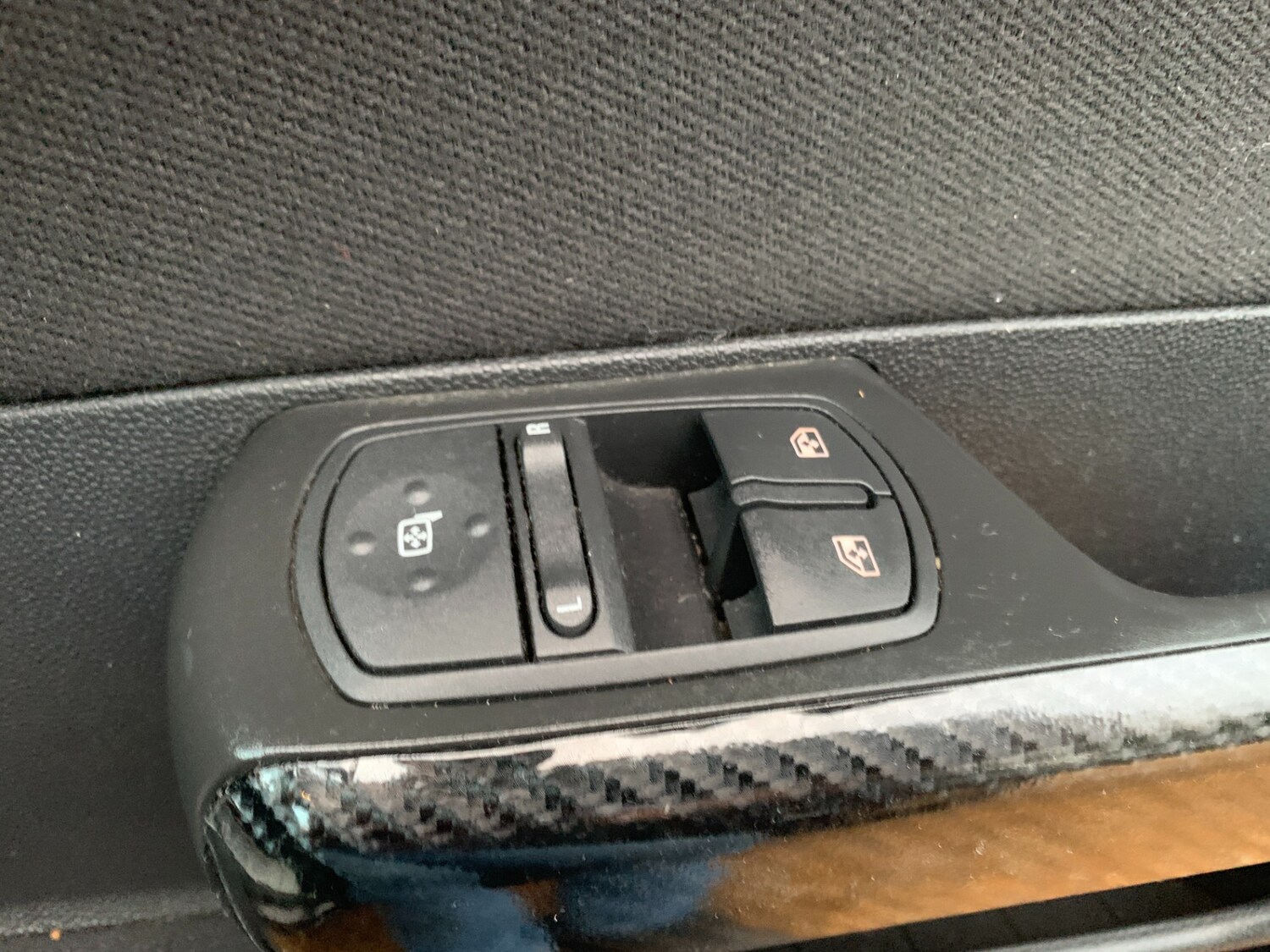 Used Vauxhall Corsa 2010 for sale - 78175946: Photo 11