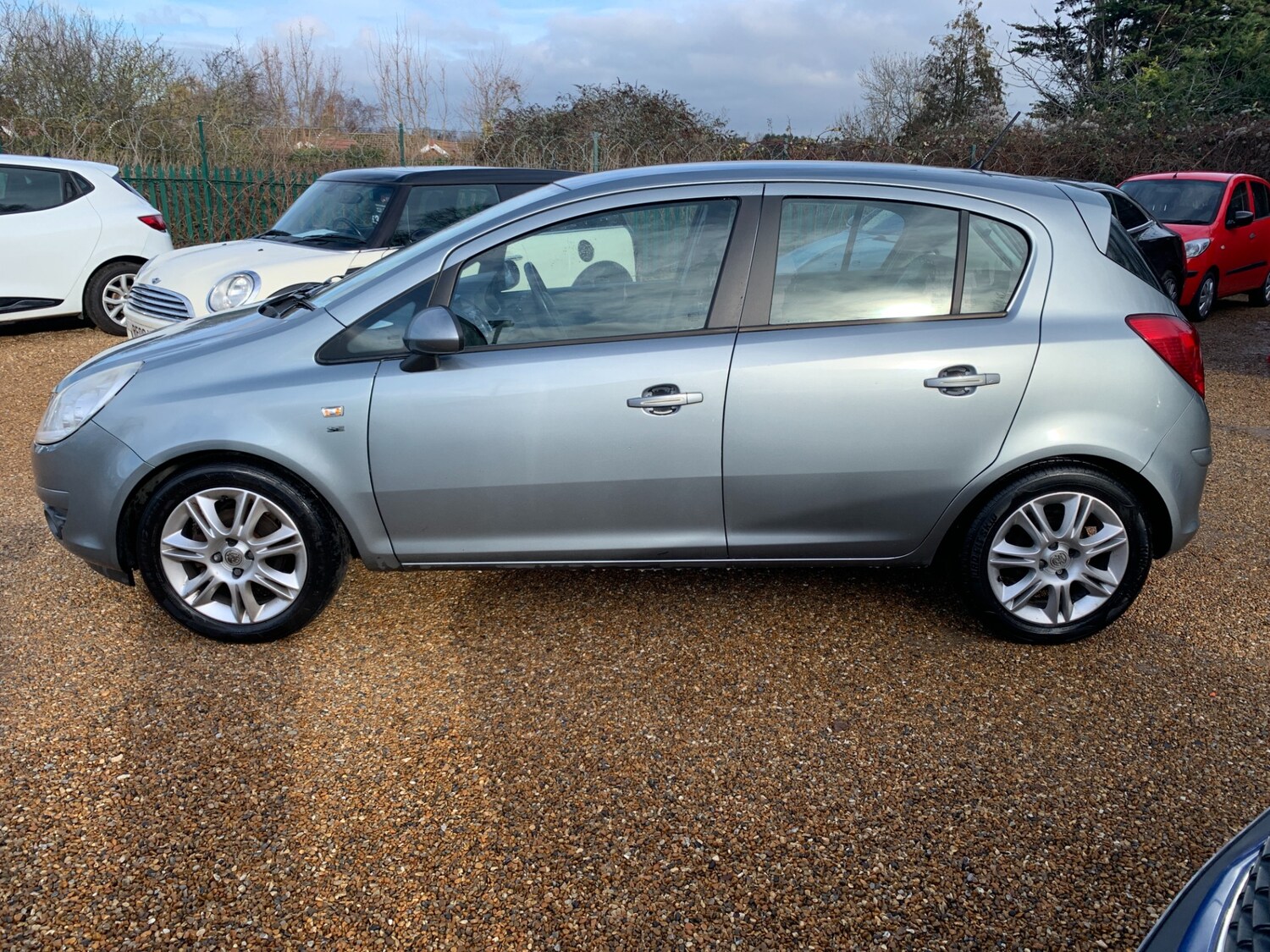 Used Vauxhall Corsa 2010 for sale - 78175946: Photo 6