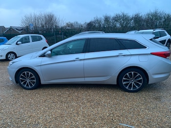 Used Hyundai i40 2018 for sale - 77296858: Photo