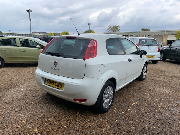 Used Fiat Punto 2015 for sale - 76075862: Photo 4