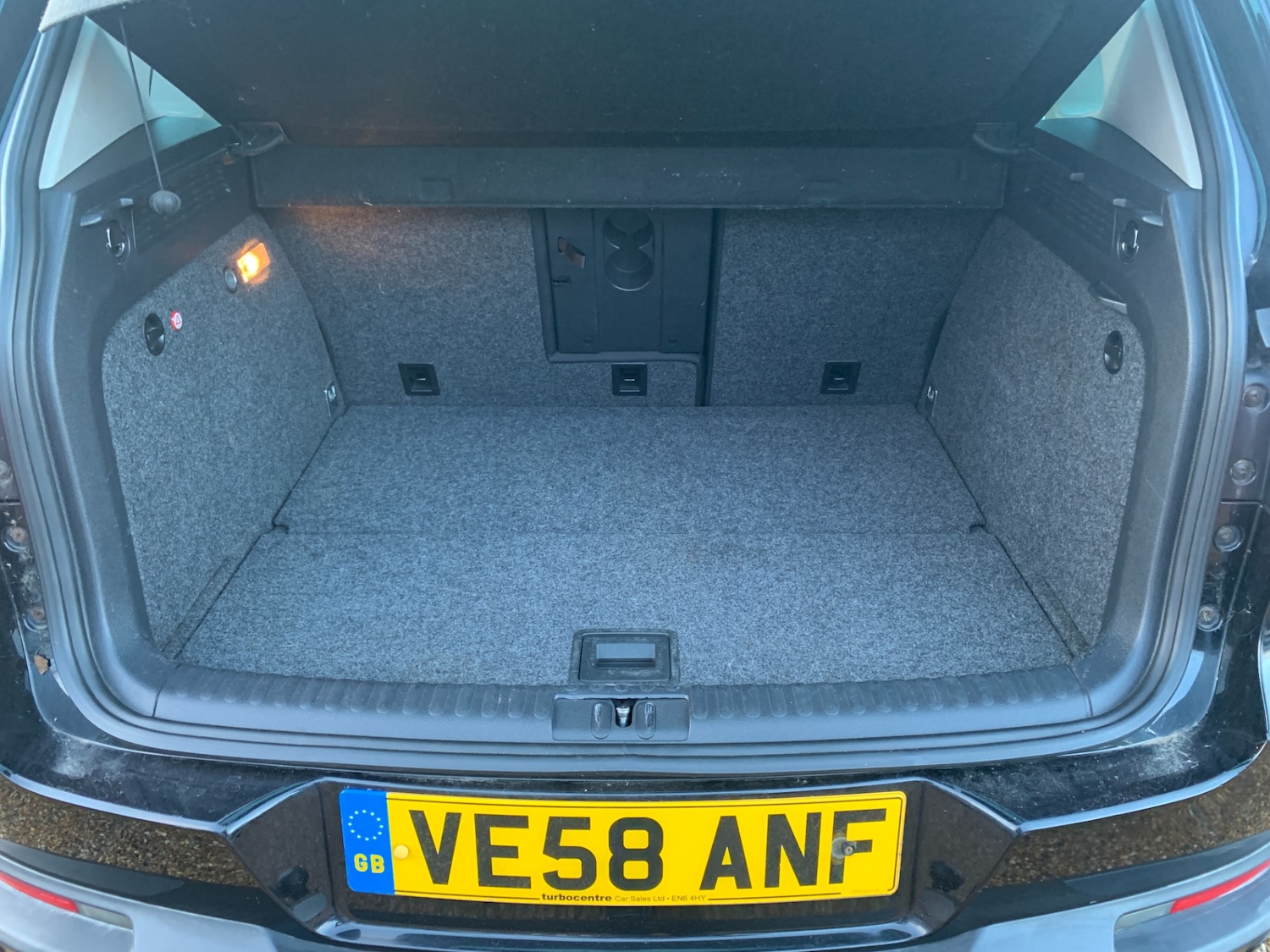 Used Volkswagen Tiguan 2009 for sale - 76908149: Photo 10